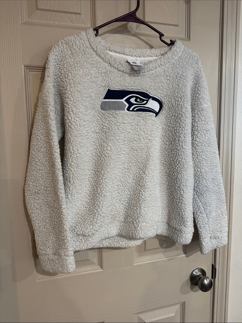 Seattle Seahawks Girls large Sherpa Pullover Sweatshirt - Light Gray